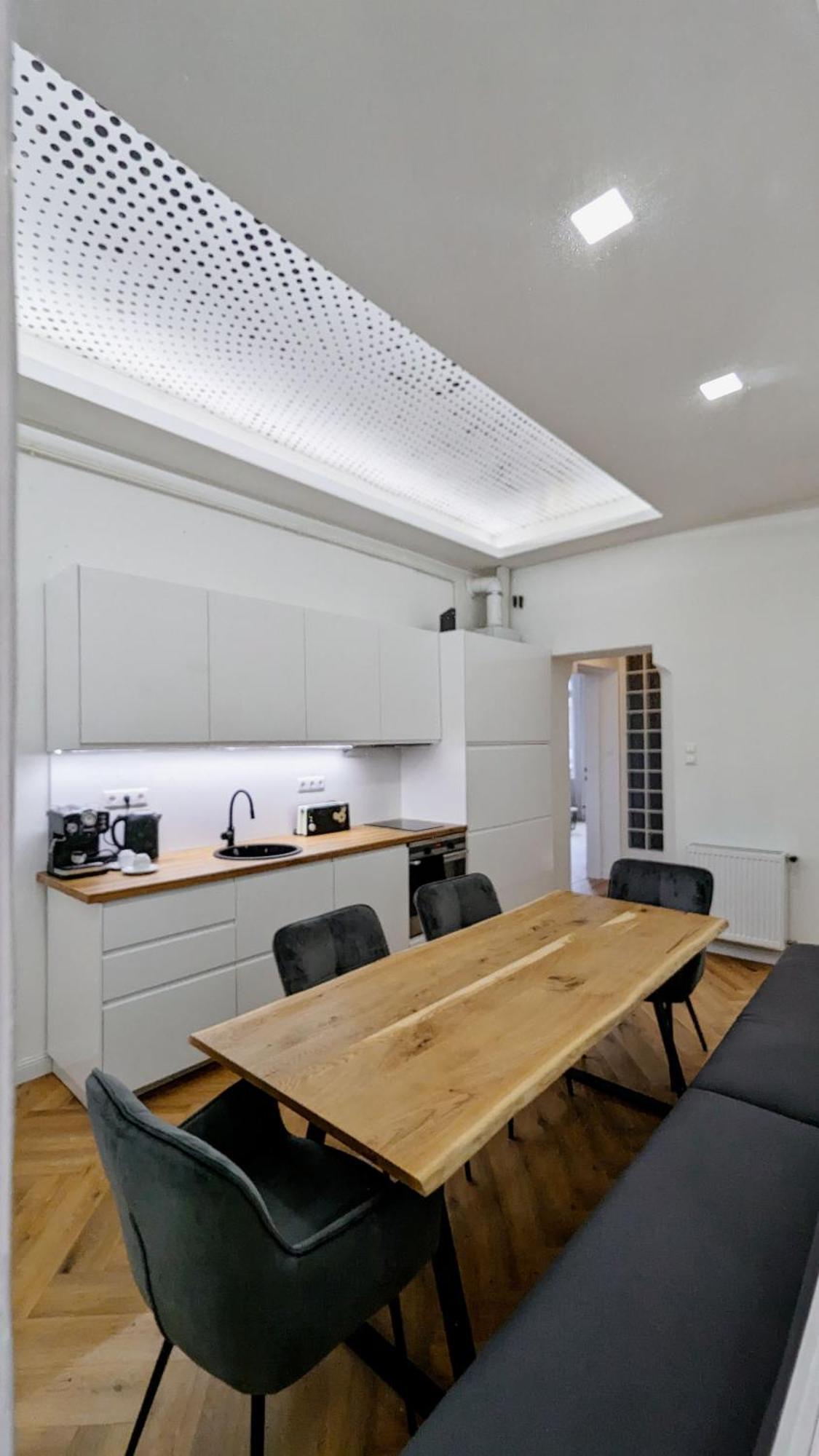 Pedestrian Apartment, The Best Location Βουδαπέστη Εξωτερικό φωτογραφία