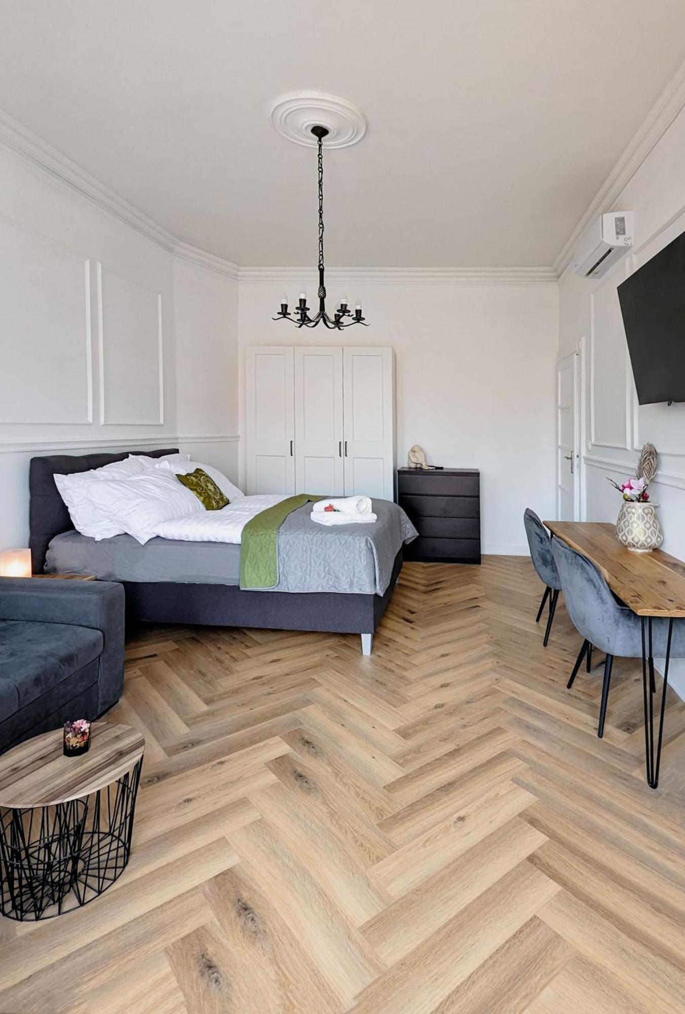 Pedestrian Apartment, The Best Location Βουδαπέστη Εξωτερικό φωτογραφία